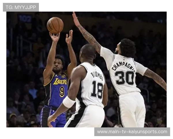 湖人队迎来关键胜利，冲刺季后赛，湖人打进季后赛